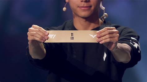 LoL Worlds 2022 Main Stage Group Draw (feat. Dyrus, Hai and .